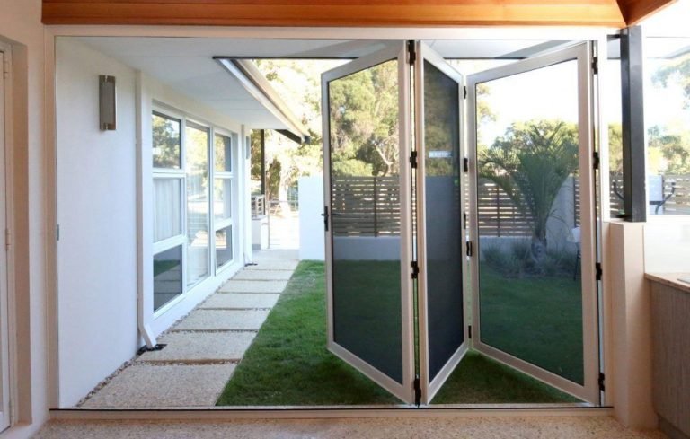Designer Homes and Security – Why Security Screens Are the Best Option
