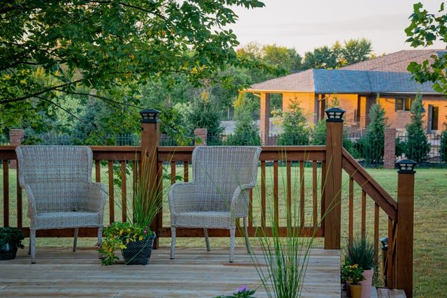 6 Ways to Transform Your Outdoor Living Space